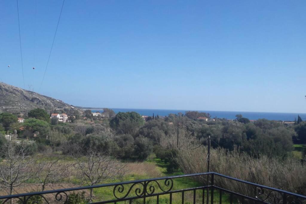Rodanthy III Katelios Bagian luar foto